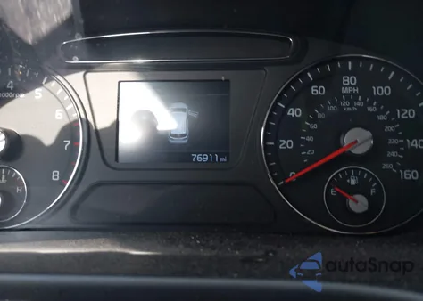 2019 Kia Sorento 2.4L L из США, поврежденный, VIN 5XYPG4A34KG598987